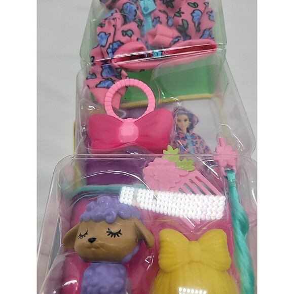 Barbie Extra Pet & Fashion Pack with Pet Lamb Fashion Pieces And Accessories - Picture 13 of 16